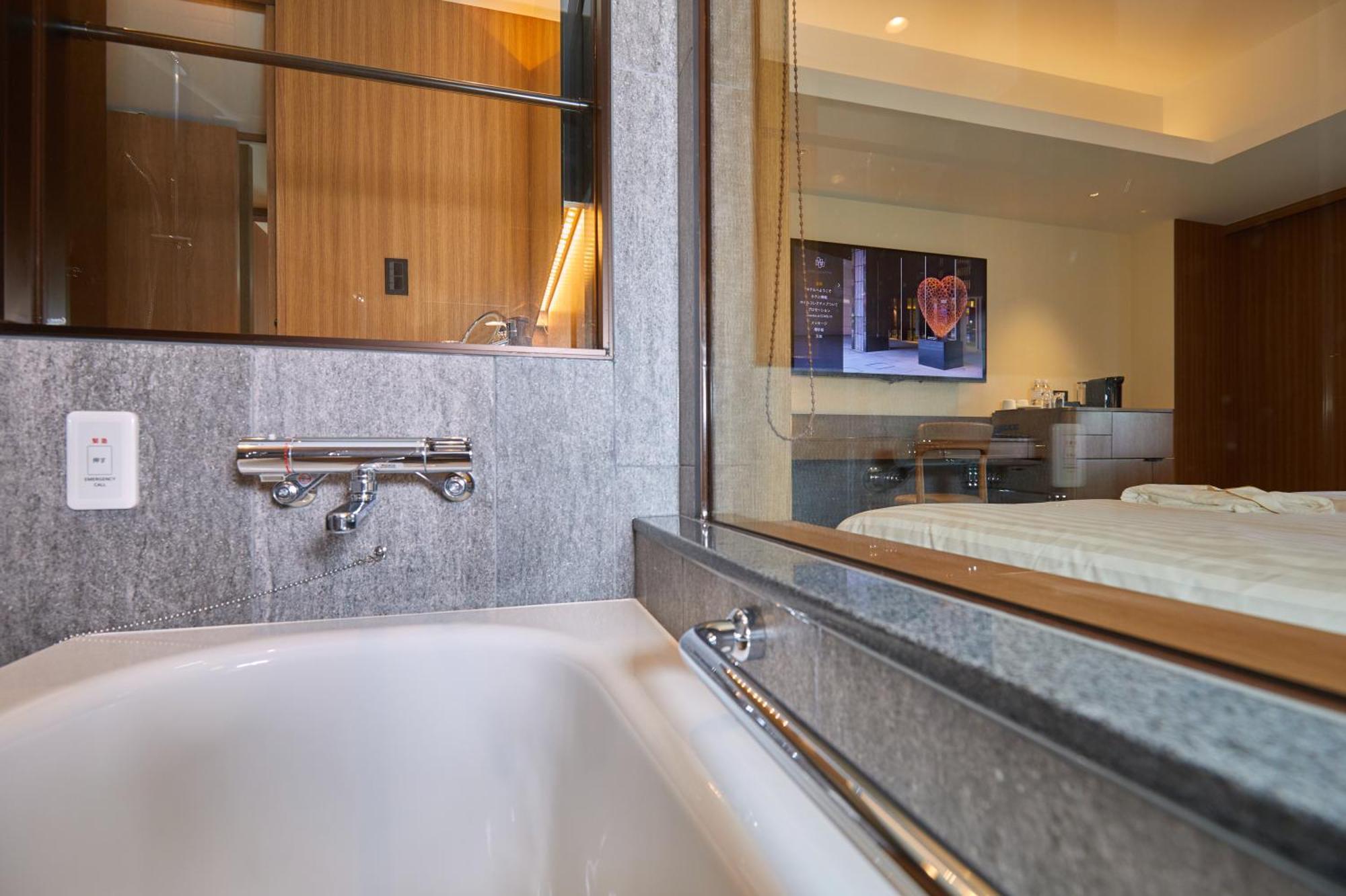 נאהא Hotel Collective מראה חיצוני תמונה Bathroom