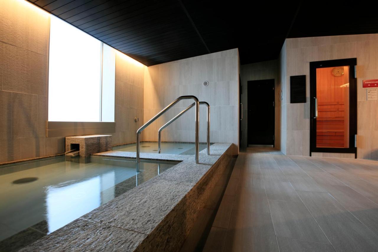 נאהא Hotel Collective מראה חיצוני תמונה A modern onsen
